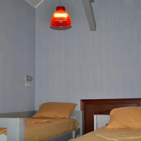 Hostel Darnitsa1 *